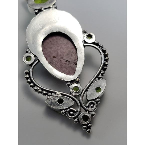 Sterling Silver Bali Goddess Pendant with Peridot and Green Garnet Stones - Picture 9 of 9